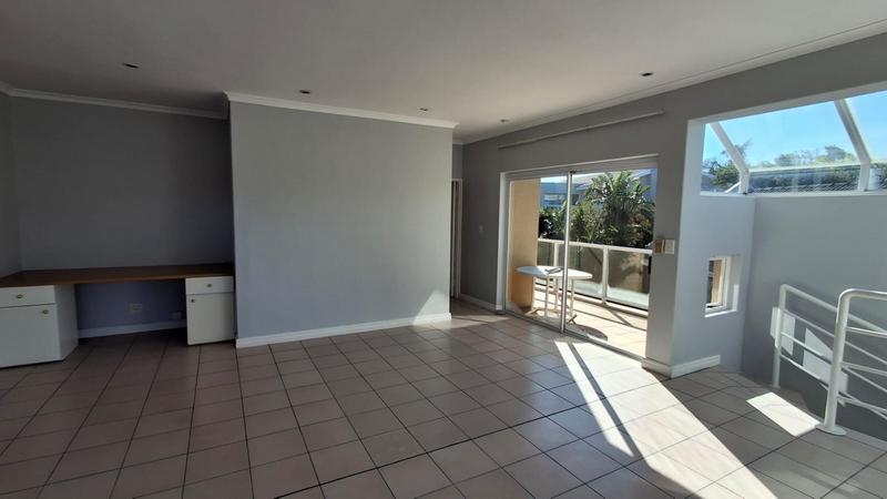 To Let 4 Bedroom Property for Rent in Flamingo Vlei Western Cape